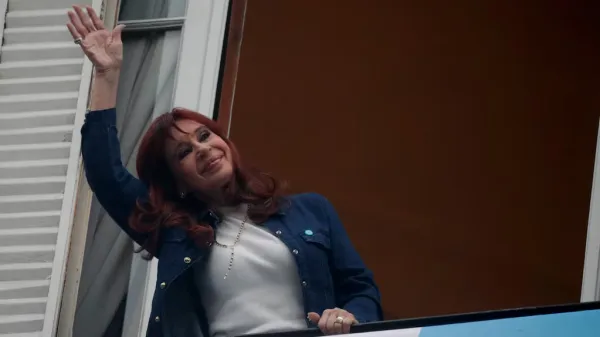 Cristina Kirchner seguirá con tobillera electrónica tras fallo de Casación