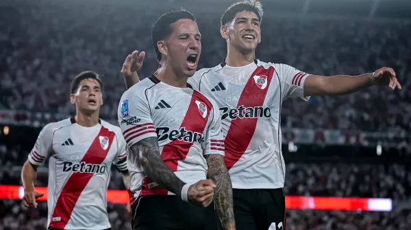 River venció 2-0 a Sarmiento en el duelo por el Torneo Apertura