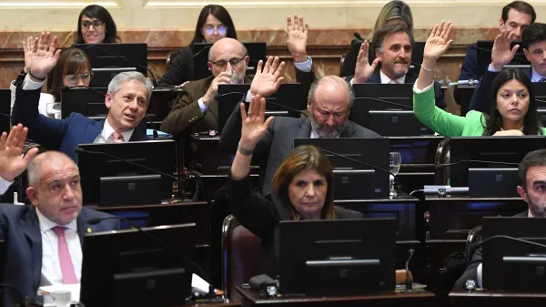 El Senado aprobó la reforma del BCRA y el recorte de subsidios en zonas frías