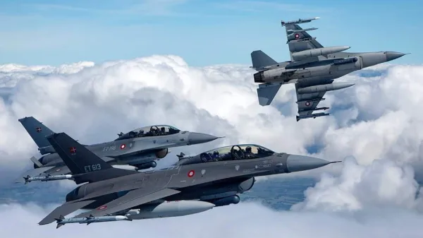 Se demoró la llegada de los aviones F-16 a la Argentina