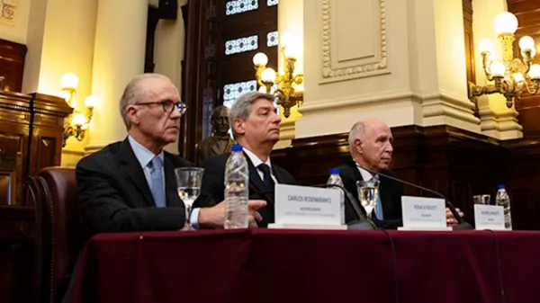 La Corte defendió su fallo sobre la ley de Tierras