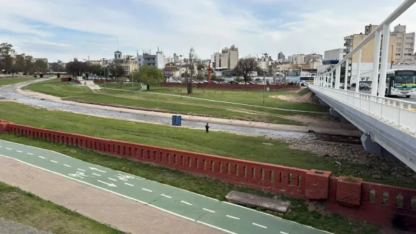 Investigan la muerte de un hombre hallado en el río Suquía