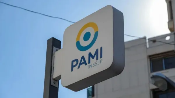 Médicos y odontólogos de PAMI inician un paro de 96 horas