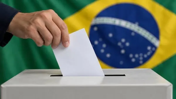 Elecciones en Brasil: empate técnico entre Lula y Flávio Bolsonaro a días de una elección histórica