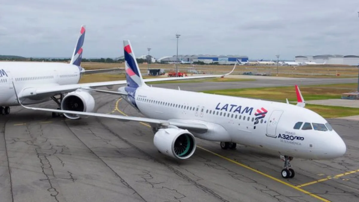 Se incendió la turbina de un avión que despegaba de Miami rumbo a Buenos Aires