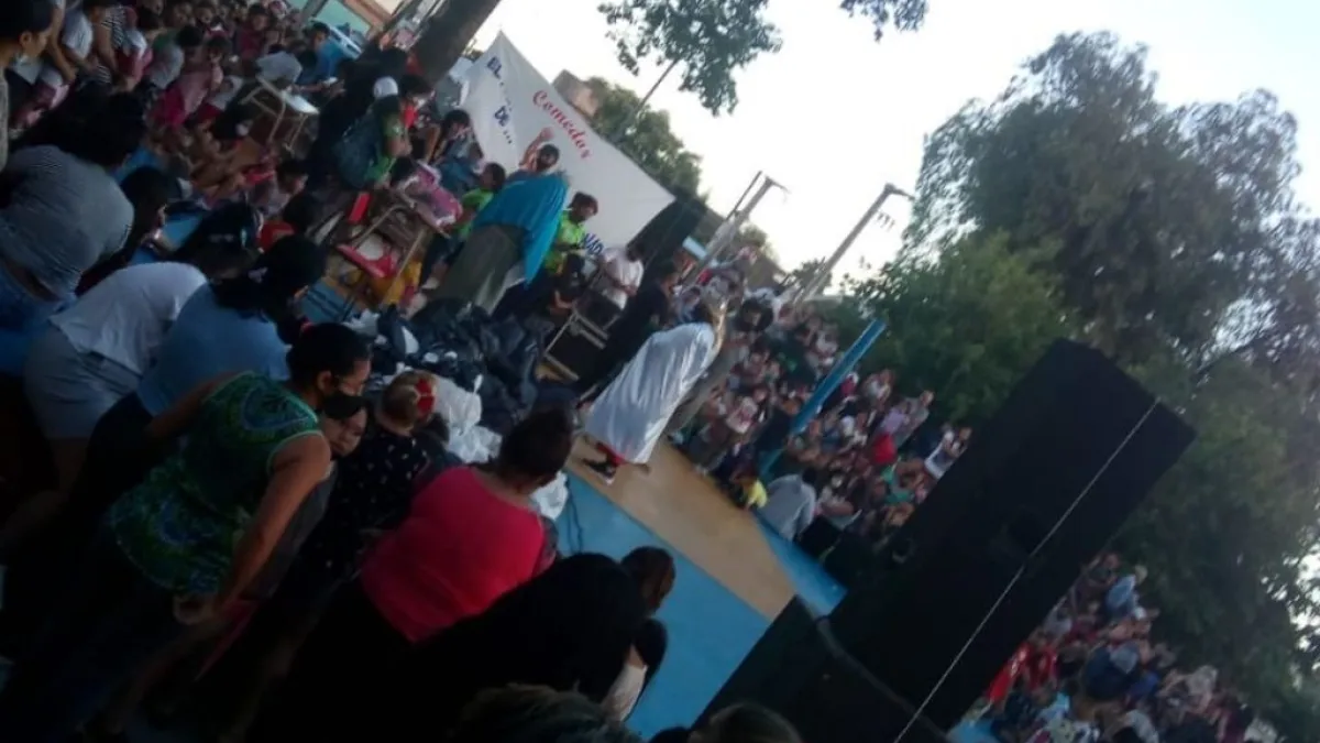 Evento desbordado: Reyes Magos en Villa El Libertador sin distanciamiento social ni protocolos