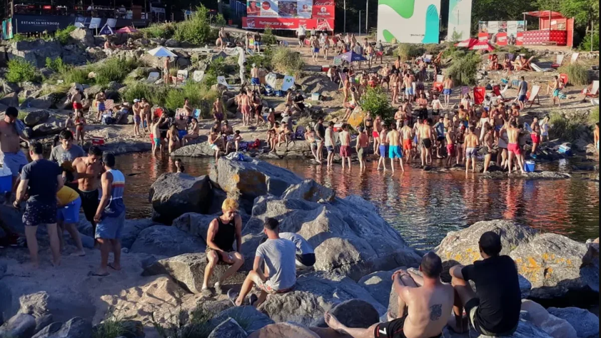 Cerraron balnearios en Punilla por exceso de turistas