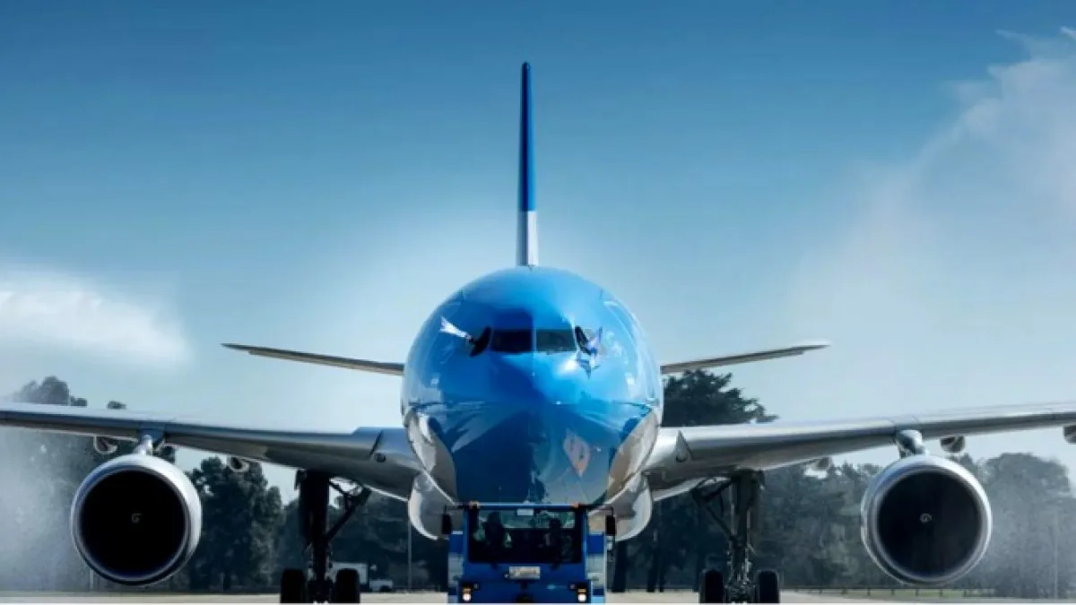 El cuarto vuelo de Aerolíneas Argentinas para traer más vacunas Sputnik V partirá esta noche a Rusia