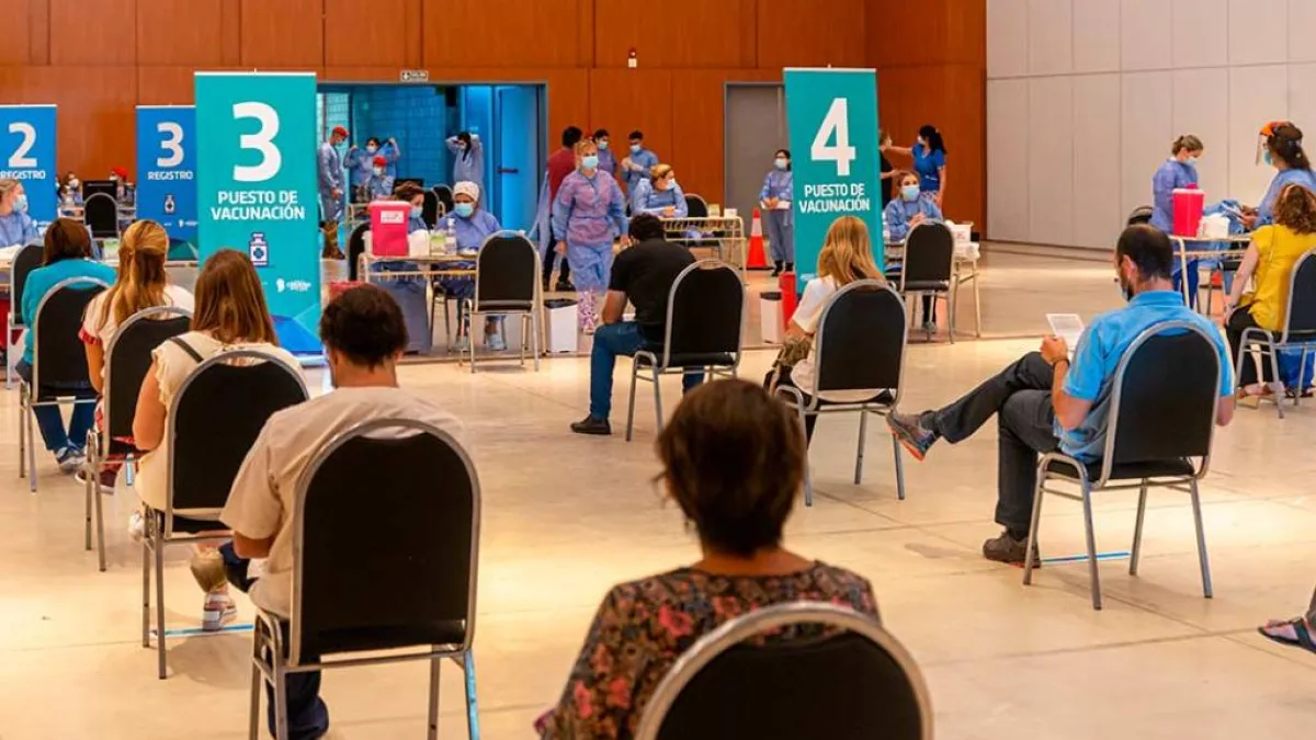 El miércoles se vacunaron 13.536 personas contra el Covid-19
