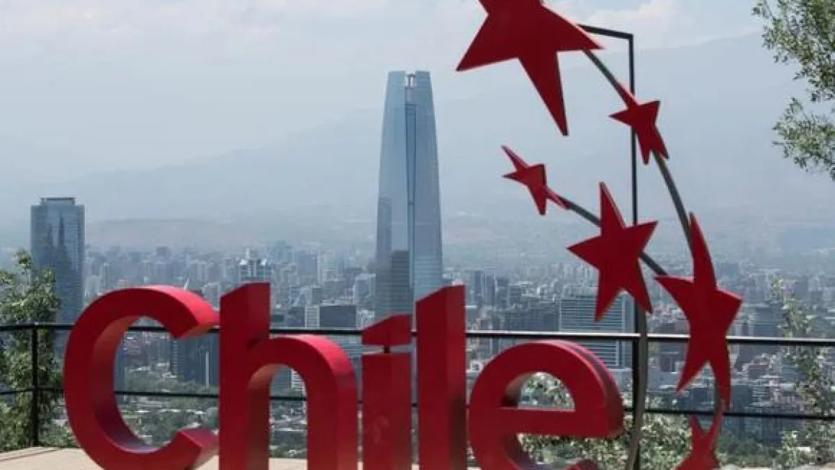 Chile cierra fronteras durante abril por aumento de contagios Covid-19