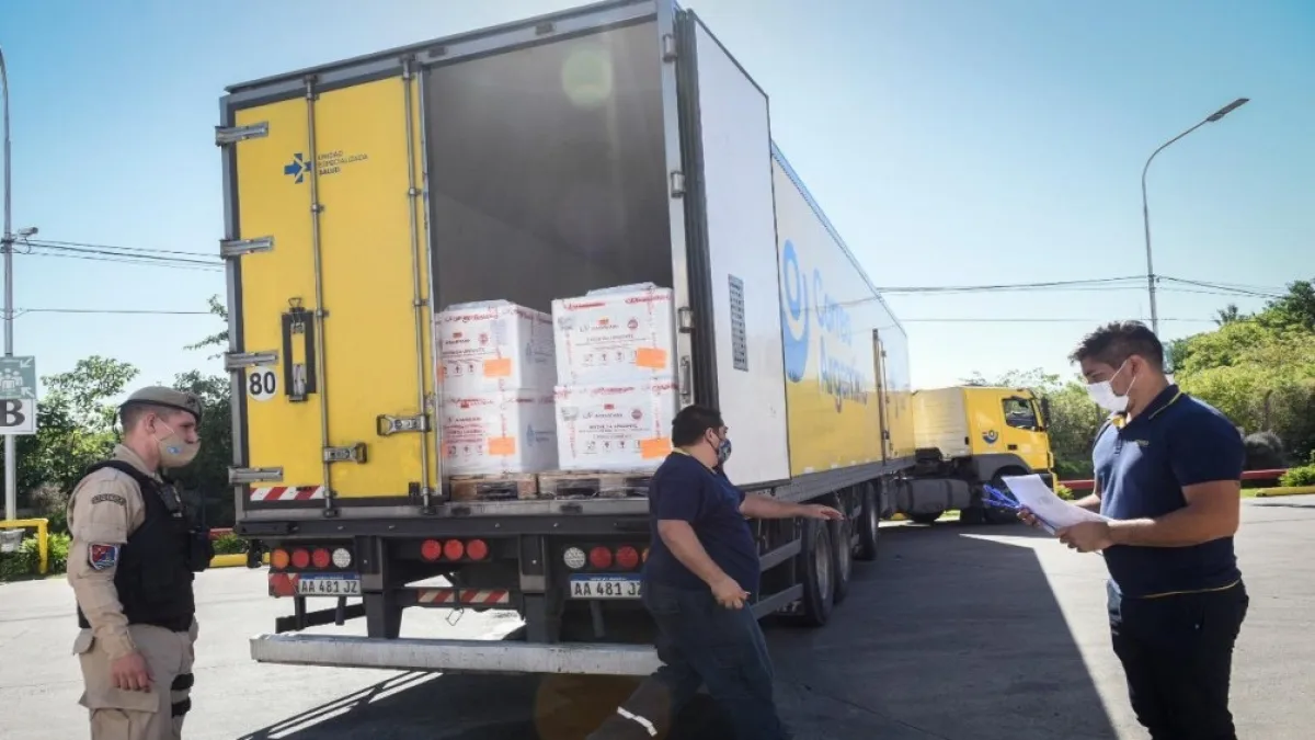 Coronavirus: llegan a Córdoba 66.200 dosis de vacunas de AstraZeneca