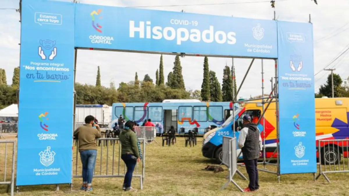 Las carpas sanitarias y de Registro Civil atienden en Alta Córdoba y Maipú II