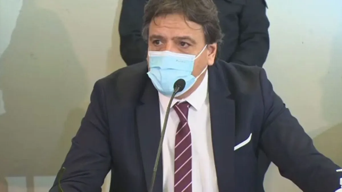 El ministro de Seguridad Alfonso Mosquera dio positivo de coronavirus