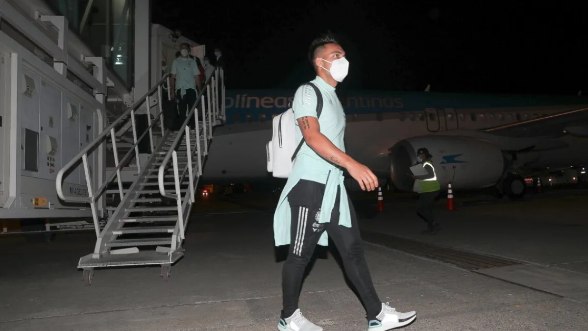 El seleccionado argentino llegó a Barranquilla para enfrentar a Colombia