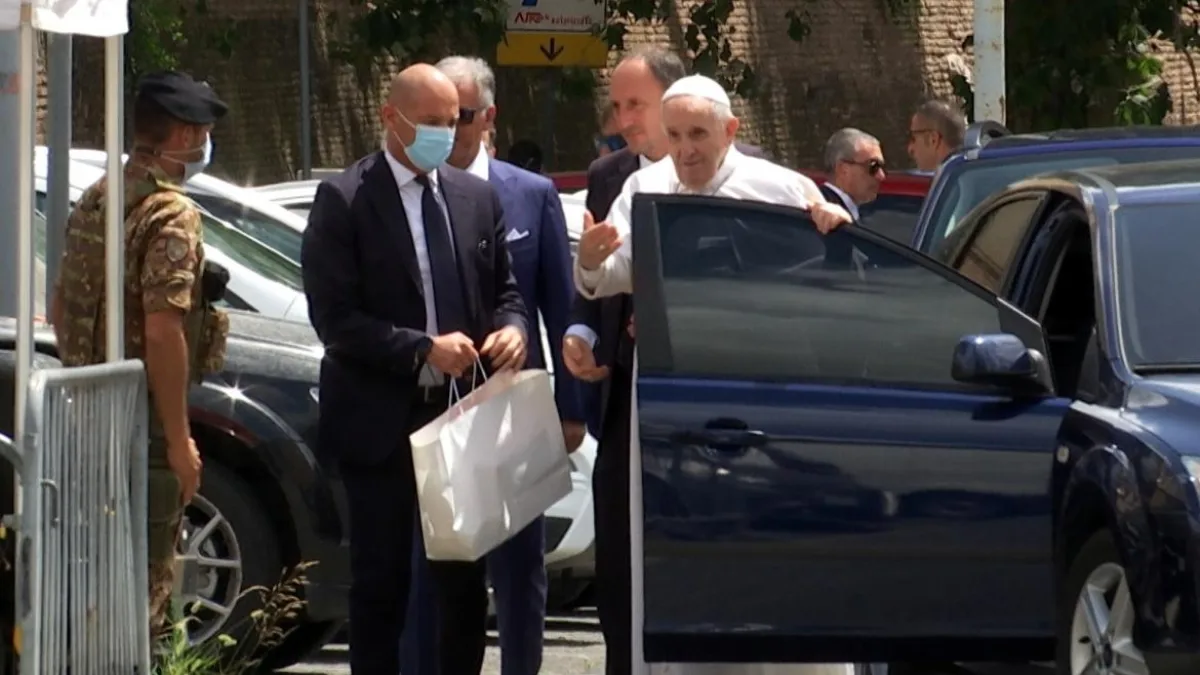 Dieron de alta al papa Francisco