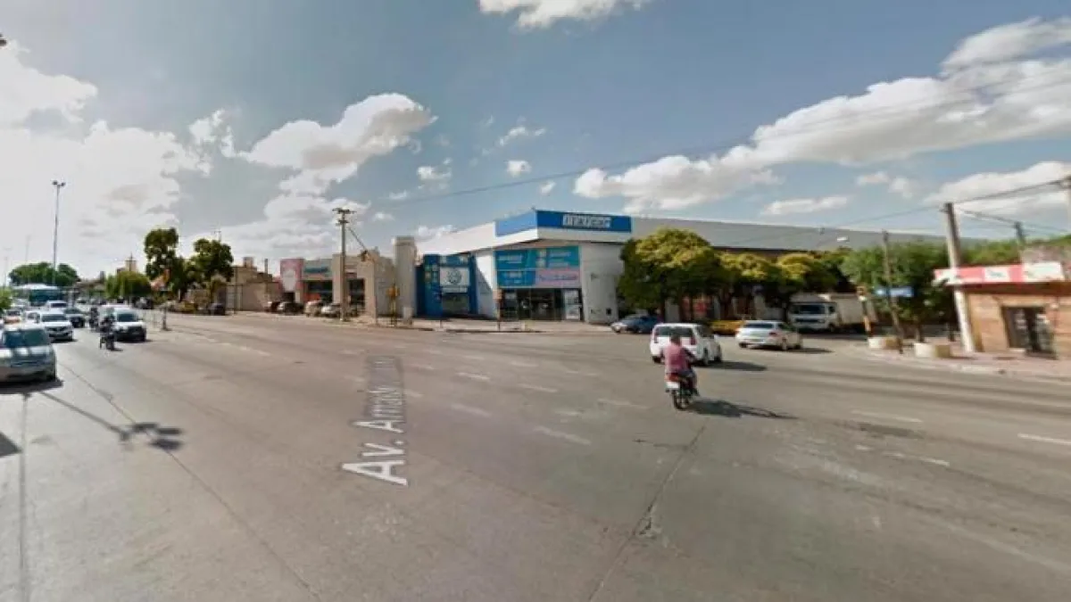 Un motociclista embistió y mató a un peatón en Córdoba