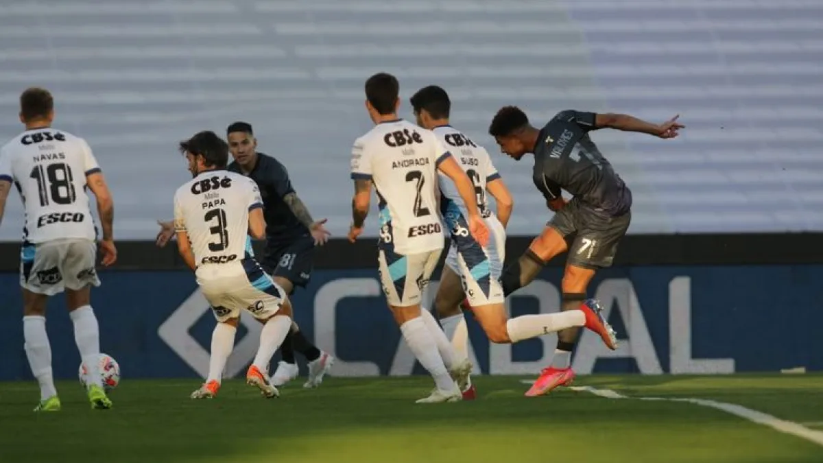 Talleres presentó nueva camiseta alternativa