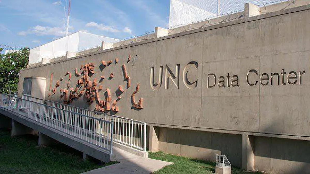 La UNC estrena la supercomputadora "Serafín"