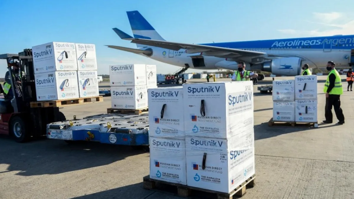 Llegaron al país 650 mil dosis de Sputnik V