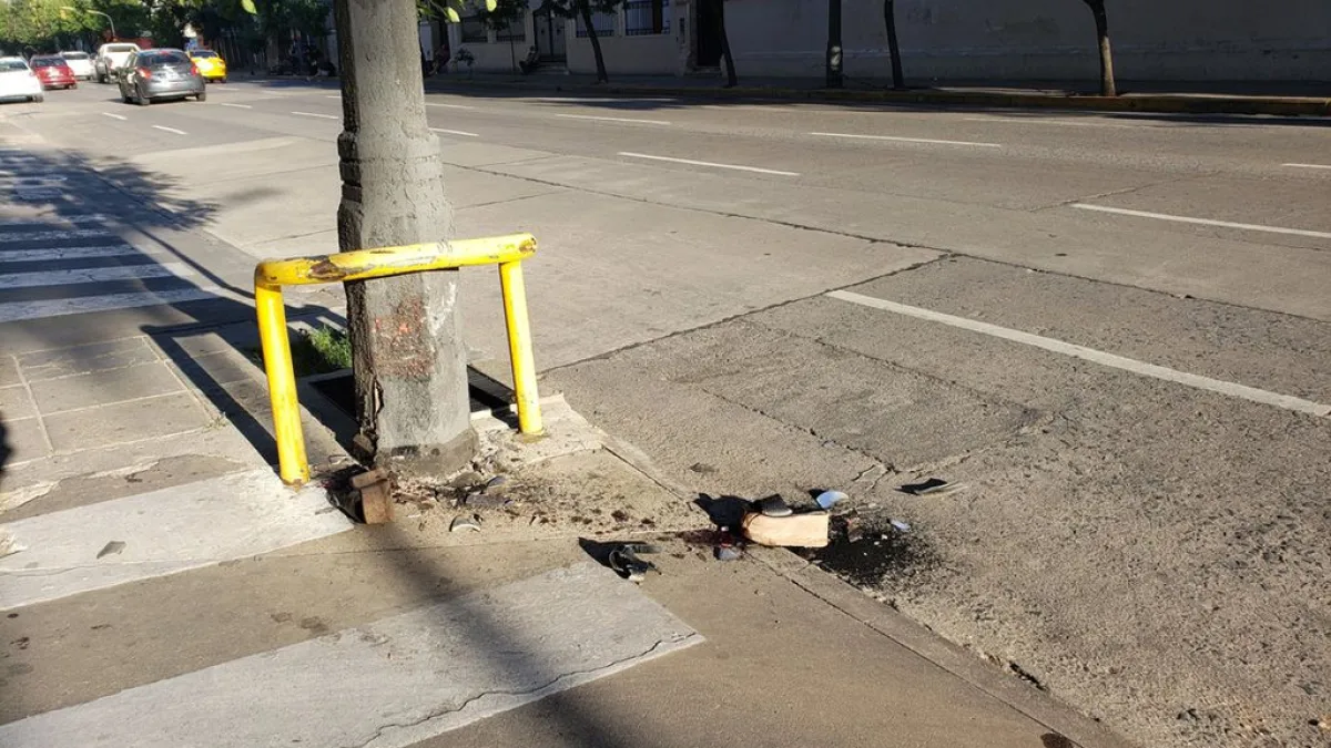 Terrible accidente en el centro: adolescente perdió una pierna por el impacto de un auto