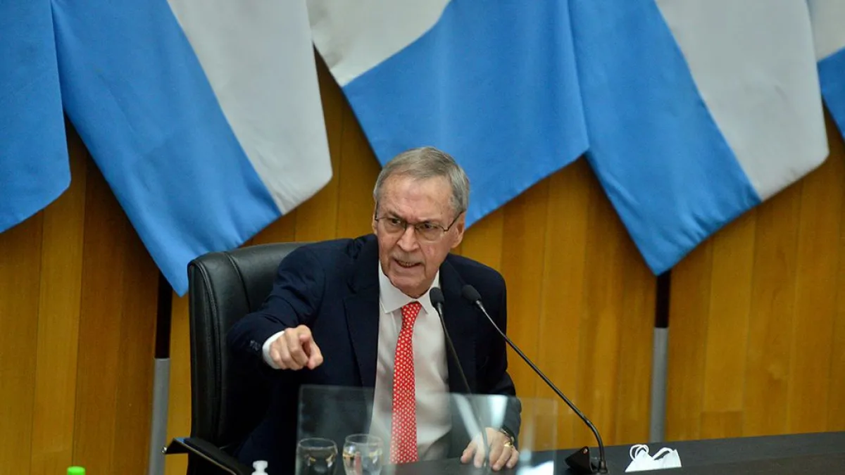 Schiaretti y un fuerte discurso contra el Gobierno: "Nos meten la mano en el bolsillo"