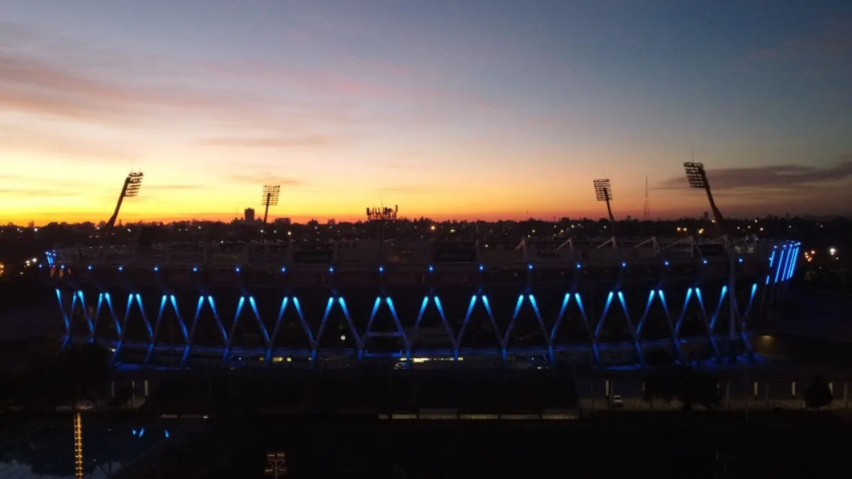 Instituto y Racing se miden esta noche en el otro clásico cordobés