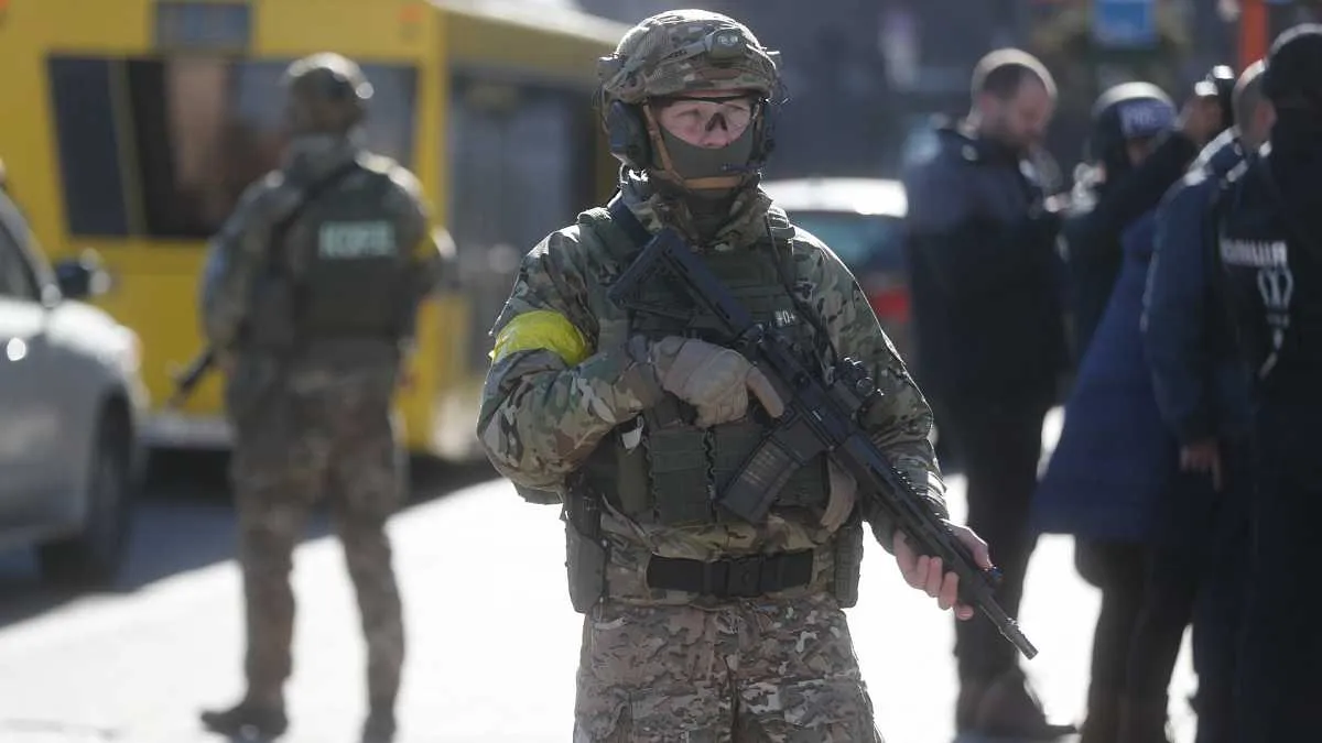 Envíos de armas a Ucrania «amenazan la seguridad» europea, dice el Kremlin