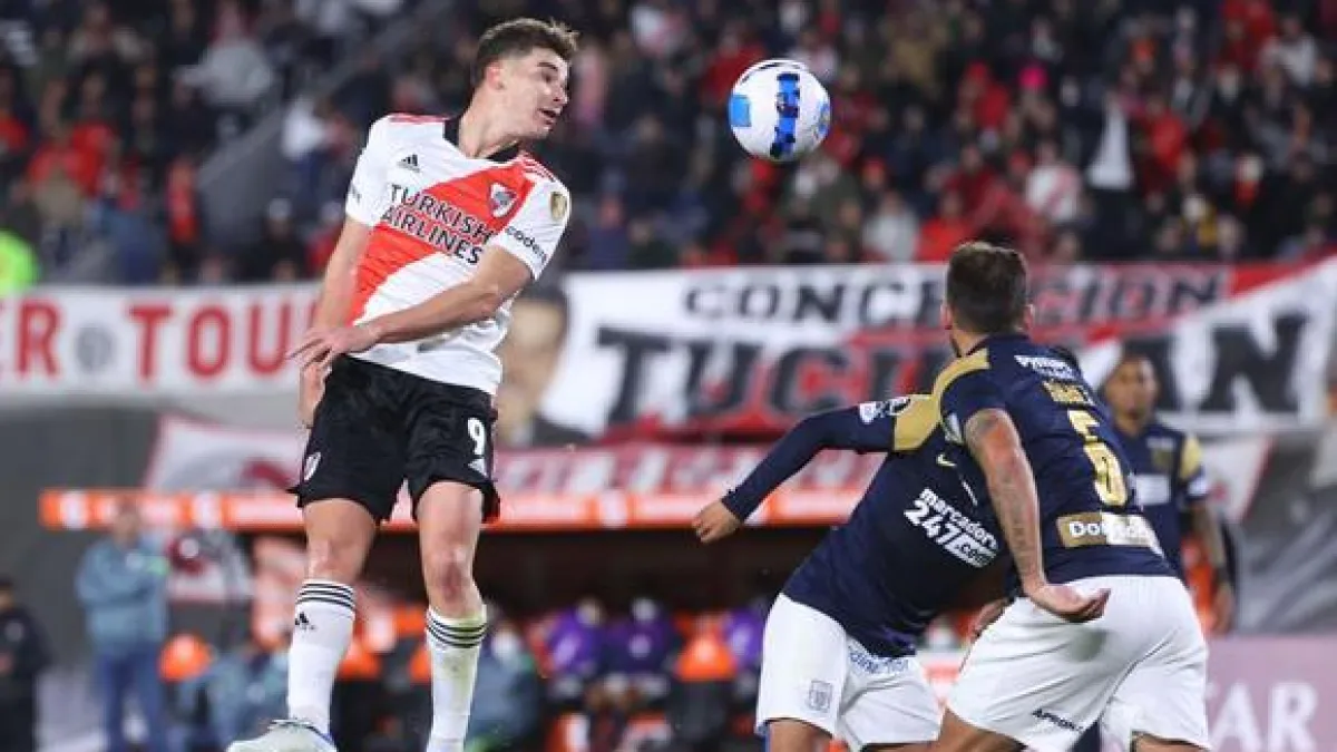 Goleada histórica de River en la Copa: con seis tantos de Julián Álvarez, apabulló a Alianza Lima de Perú por 8-1