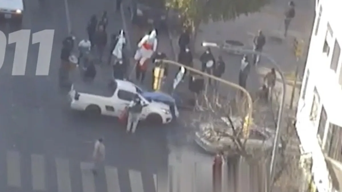 Imputaron al conductor que embistió a un empleado municipal en la manifestación