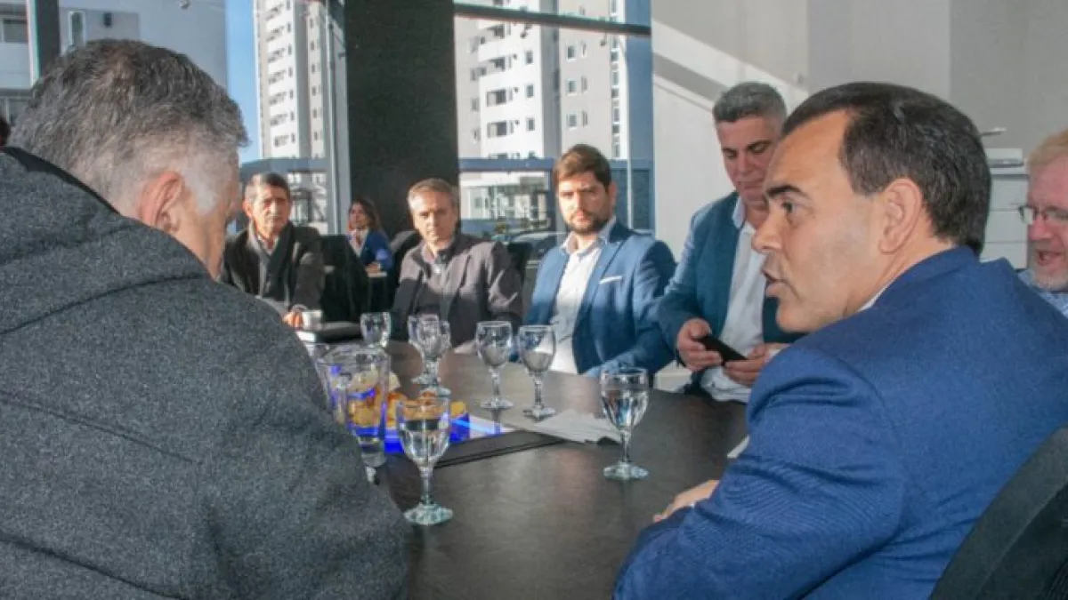 La Municipalidad inició el diálogo por el cambio de horarios en los bancos