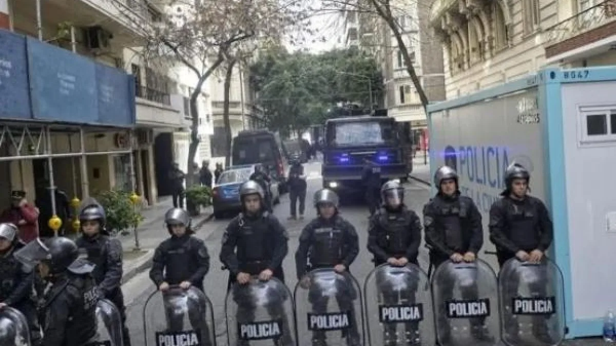 Larreta confirmó que mantendrá la guardia policial frente a la casa de Cristina Kirchner