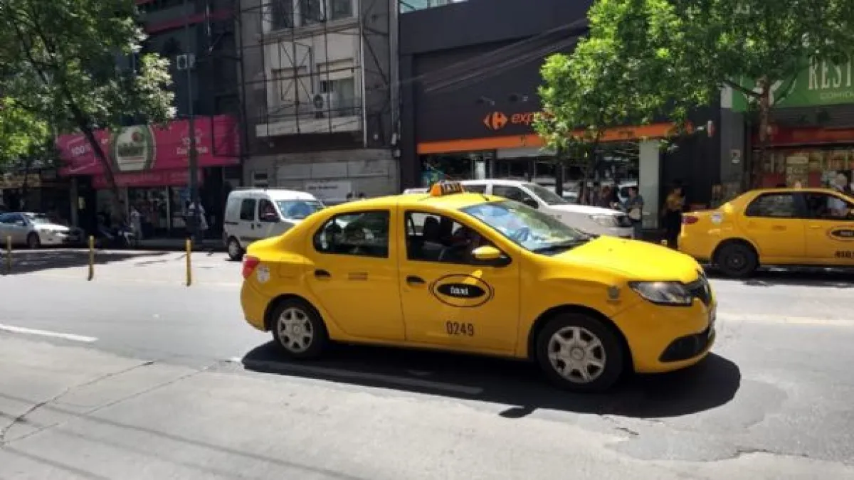 Desde este sábado aumenta la tarifa de taxis y remises