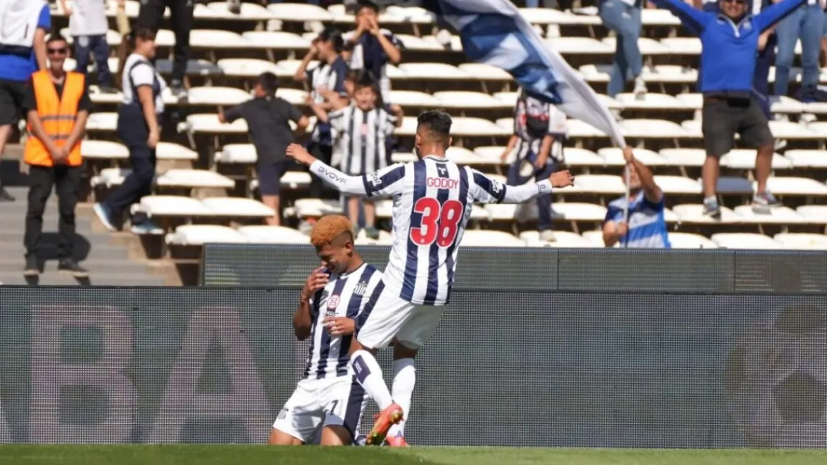 Talleres derrotó por 3-1 a Godoy Cruz en el Kempes
