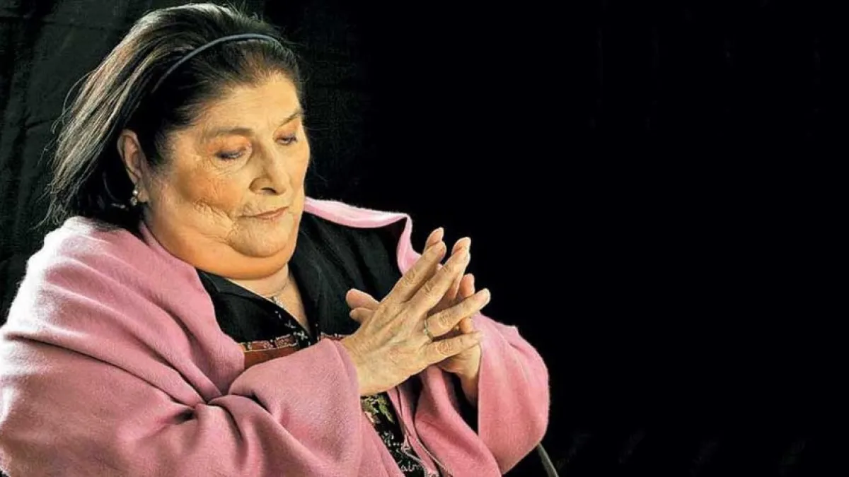 Mercedes Sosa entre las 200 mejores cantantes de la historia según la revista Rolling Stone