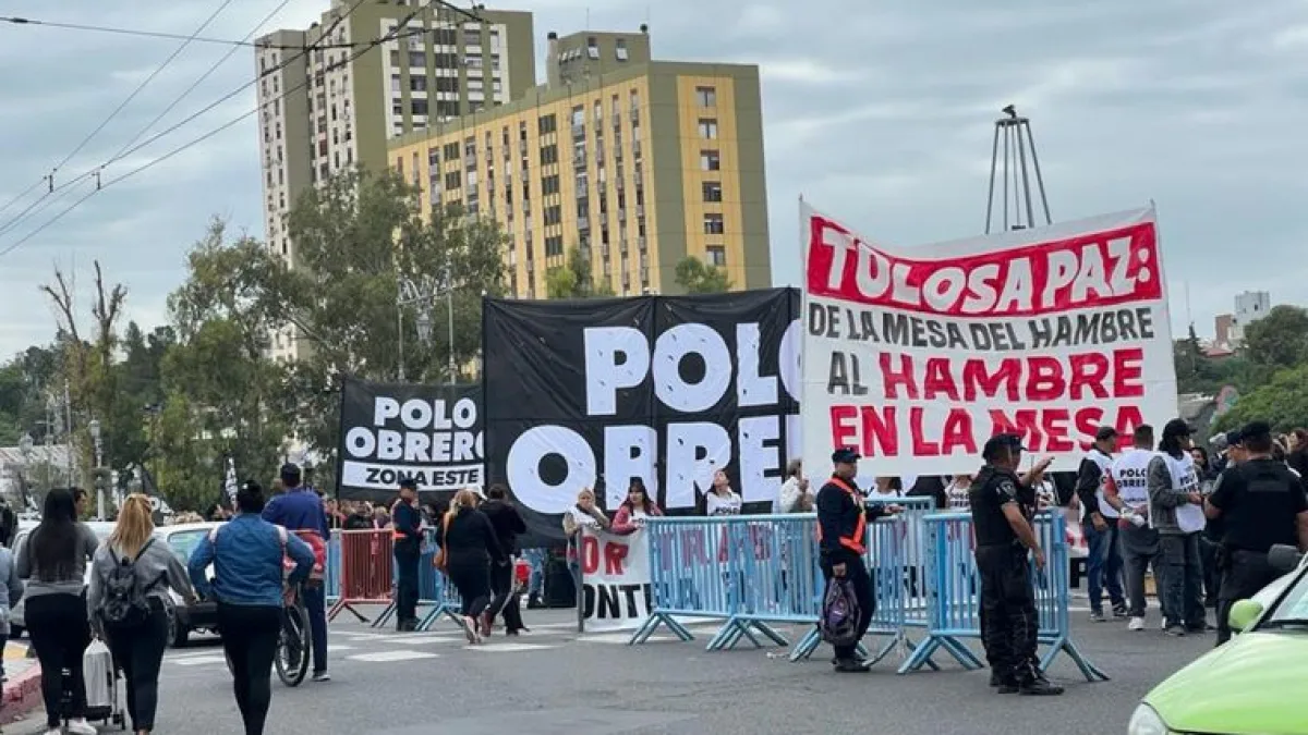 Jornada de marchas y piquetes en Córdoba