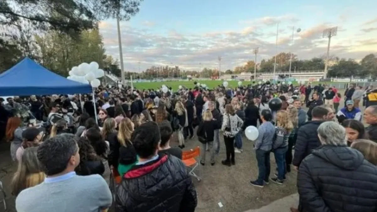 Dieron el último adiós a Benjamín Gamond con una suelta de globos