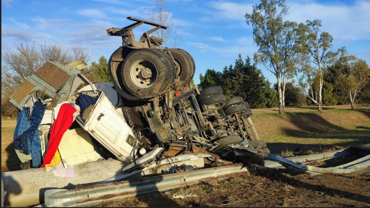 Un camionero murió tras chocar en la autopista Córdoba-Rosario