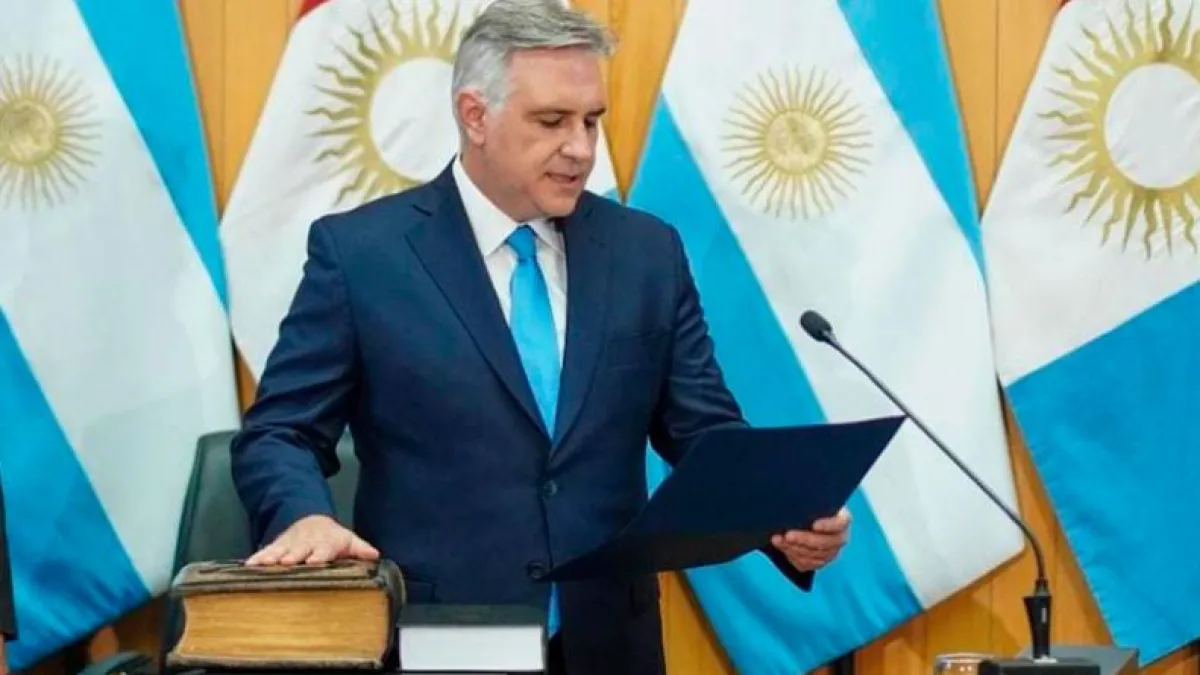 Martín Llaryora juró como gobernador de Córdoba