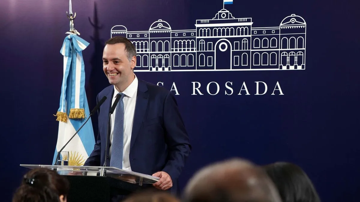 El Gobierno anunció que suspende la pauta oficial por un año