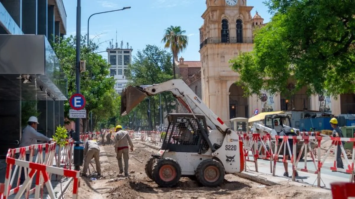 Corte de tránsito en calle Buenos Aires por obras de Ecogas