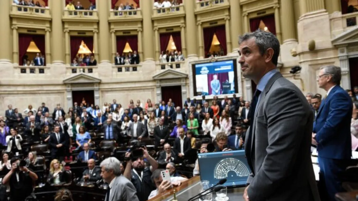 Comienza el debate de la ley ómnibus en Diputados
