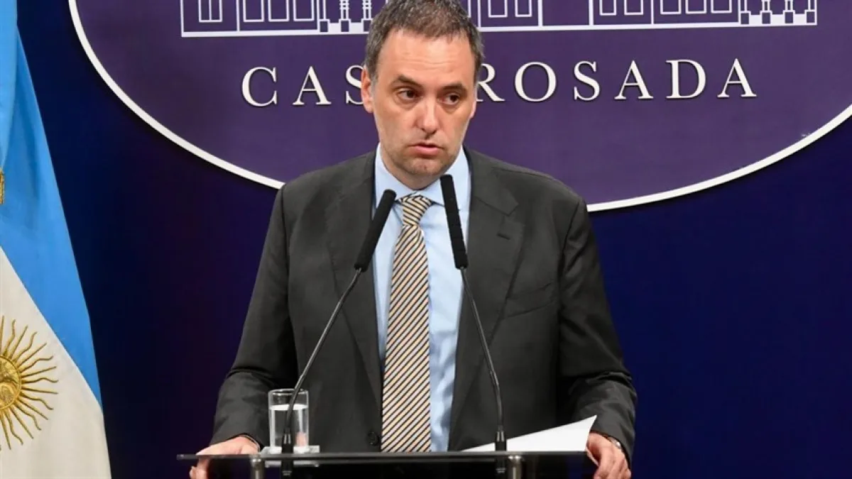 El Gobierno ratificó que descontará el día a los empleados públicos que participen del paro
