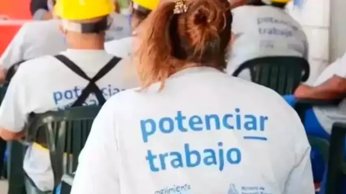 Suspenden el plan Potenciar Trabajo a 22.000 personas que viajaron al exterior