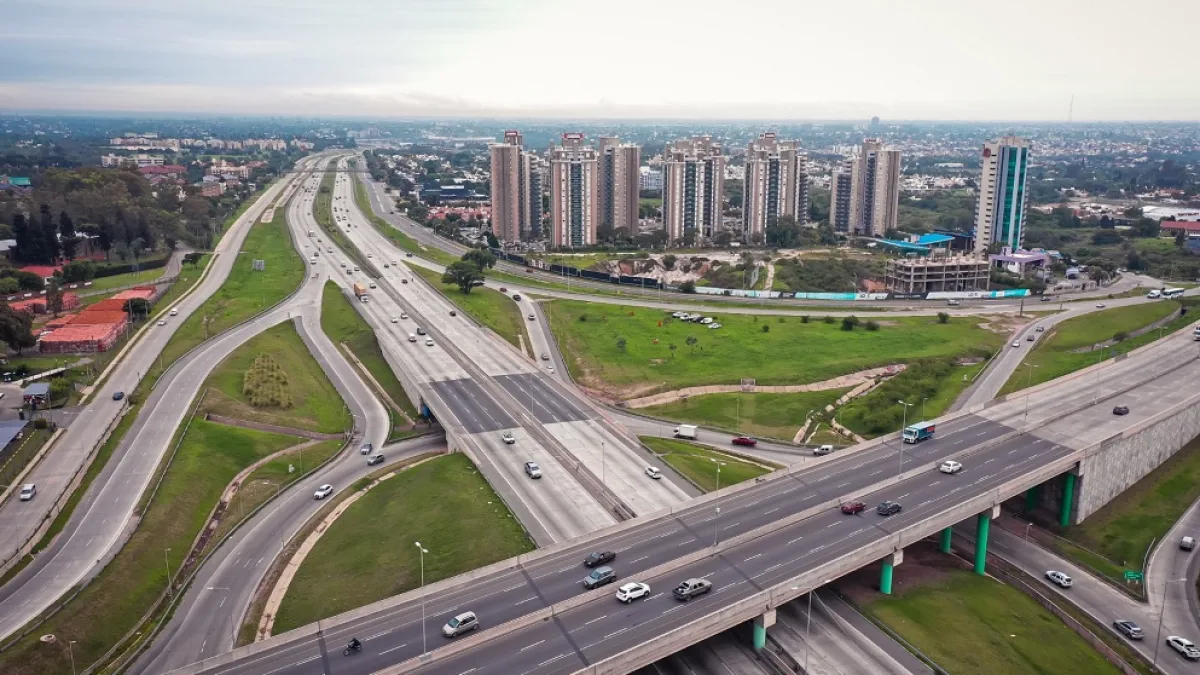 Reducen la calzada en Circunvalación por obra de rehabilitación