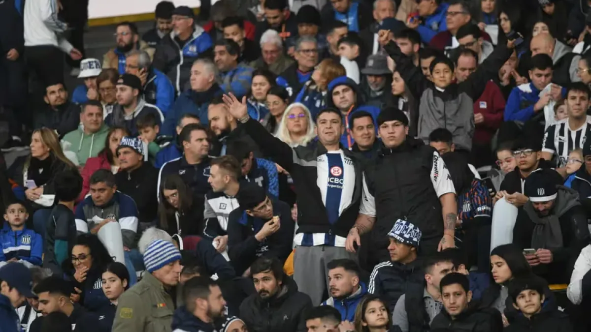 Balearon a un joven a la salida del partido de Talleres