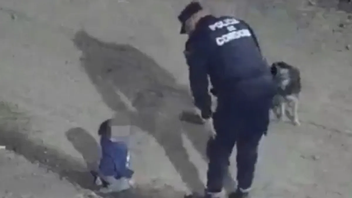 Policías encontraron a un bebé gateando solo en la madrugada