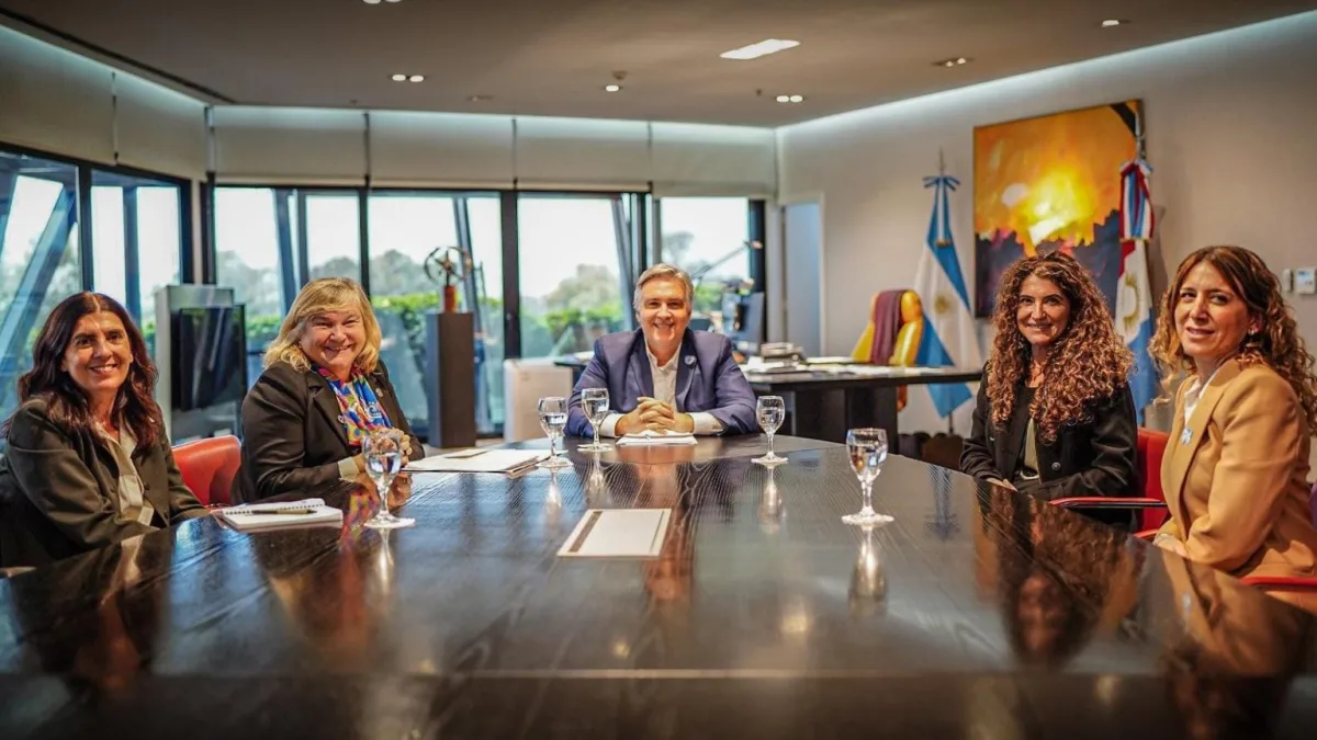Llaryora recibió a la directora regional de ONU Mujeres