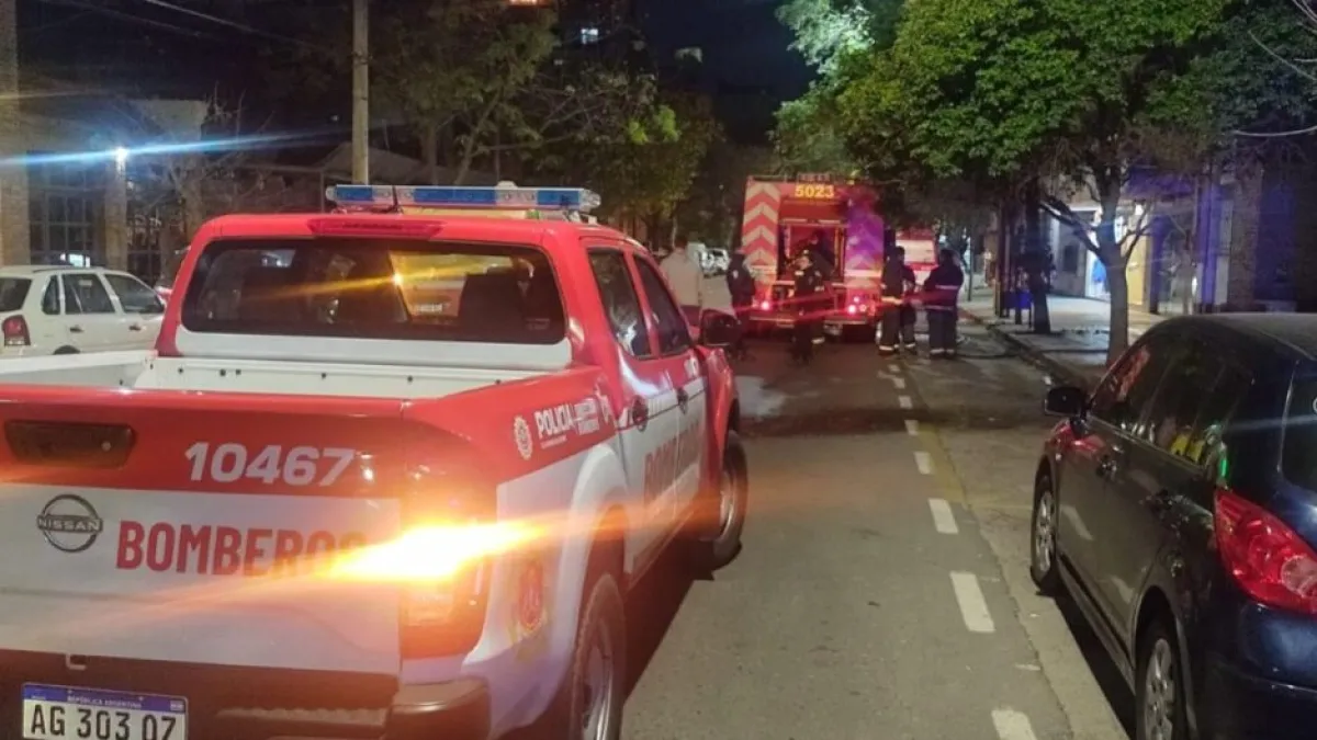 Incendio en barrio General Paz: Se requirió al 107 para dos personas