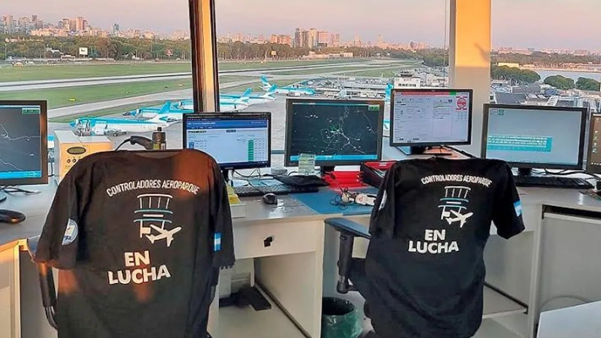 Controladores aéreos anunciaron 18 días de paro durante este mes