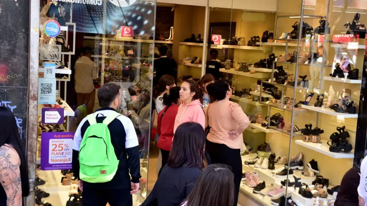 Cómo será la actividad comercial los feriados 17, 20 y 21 de junio